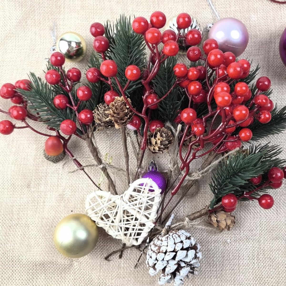 TIHOOD 25PCS Artificial Red Berry Stems 7.8inch Christmas Red Berry Picks Holly Berry Branches for Christmas Tree Decorations DIY Crafts Xmas Ornaments Wedding Holiday Home Decor