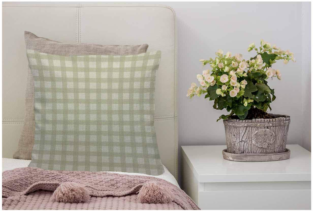 WONDERTIFY Throw Pillow Cover Case Buffalo Plaid Green - Soft Linen Pillow Case for Decorative Bedroom/Livingroom/Sofa/Farm House - Cushion Covers Couch Pillow 18x18 Inch 45x45 cm