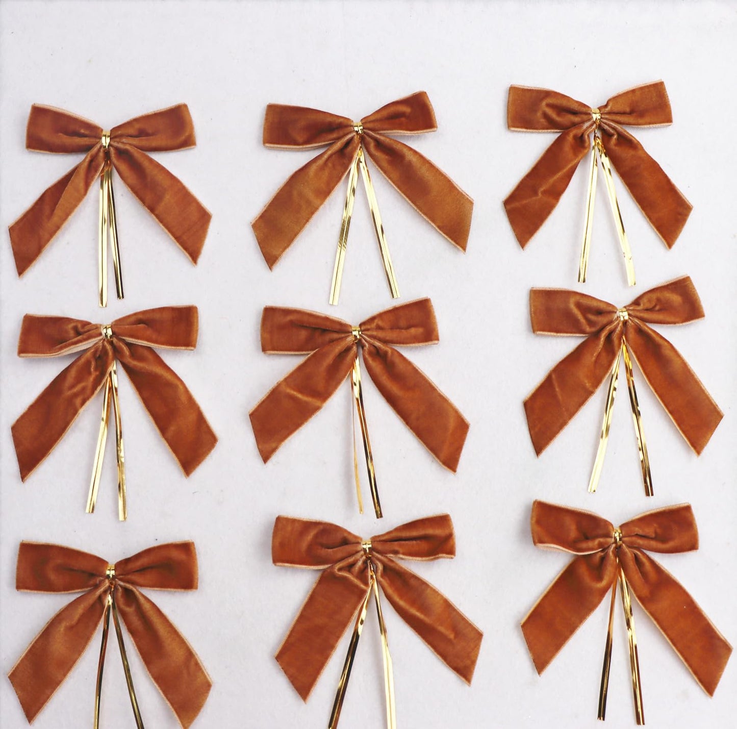 30 PCS Velvet Twist Tie Bows, Small 3.5x3.5 Inch Velvet Christmas Bows, Premade Bow Ribbon Long Tail Bow for Gift Wrapping, Christmas Tree, DIY Crafts, Wreaths, Garlands, Staircase (Camel)