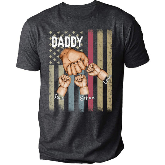NAZENTI Personalized Fist Bump Dad Grandpa Shirt Custom Father's Day Shirt Gift for Men on Fathers Day Birthday S-4XL